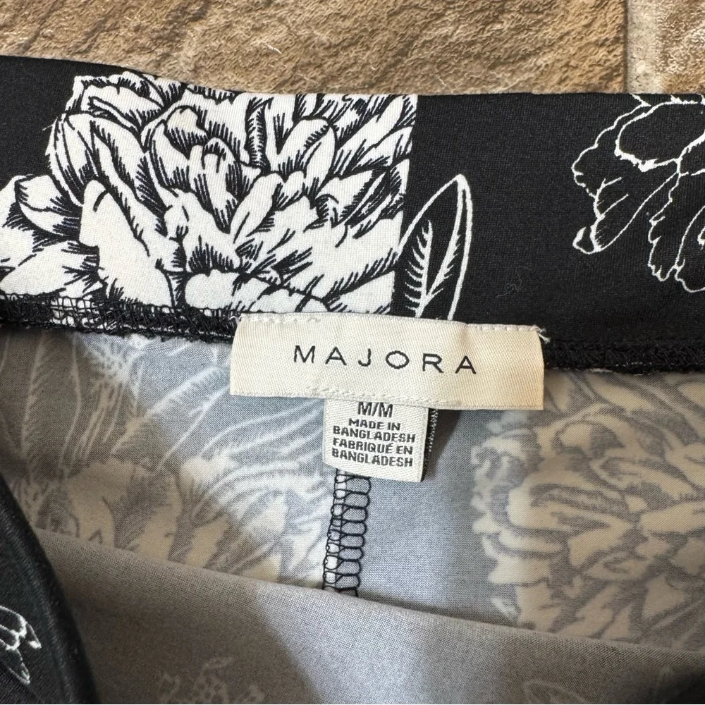 Majora Maxi Medium Black Chrysanthemum tango skirt - Picture 8 of 11